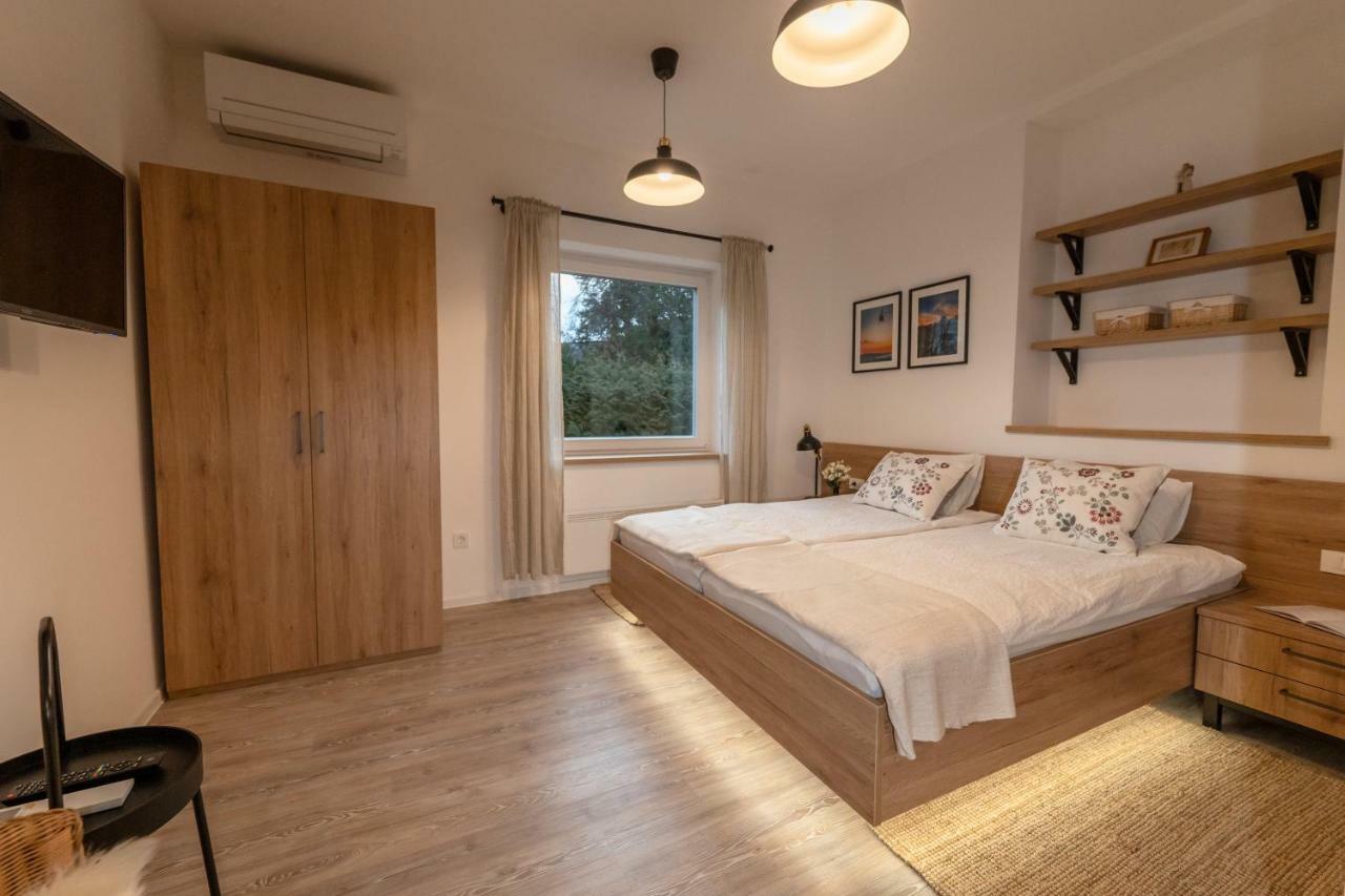 Apartments Jon Блед Екстериор снимка
